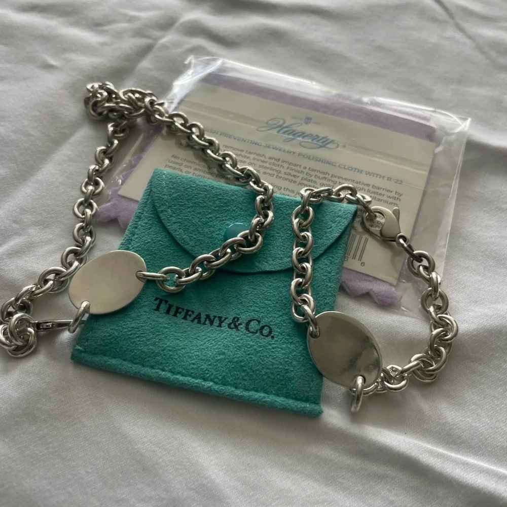 💖✨Please Return to Tiffany & Co.Iconic Design. Silver Bracelet and Necklace set💖 - Picture 10 of 15